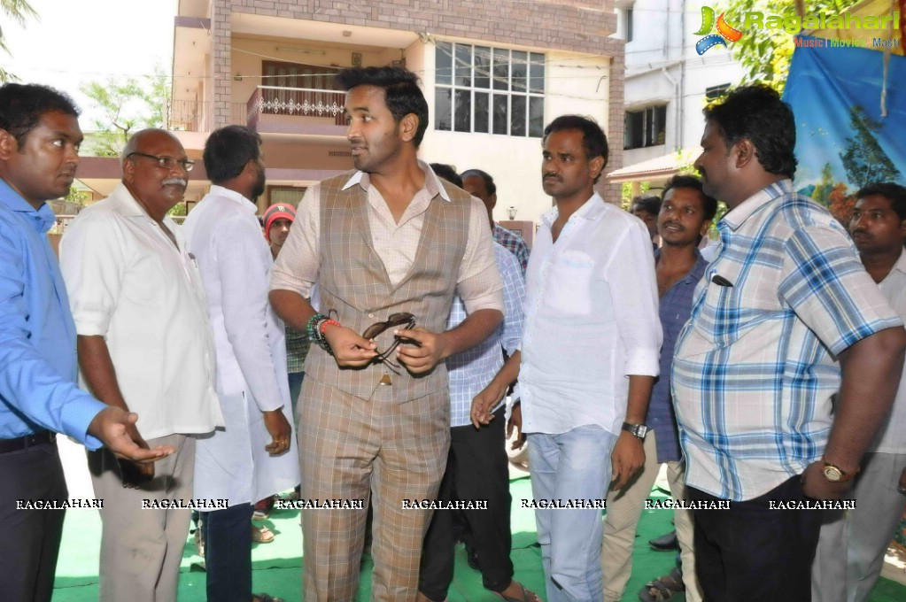 Vishnu Manchu visits Springboard Academy, Hyderabad