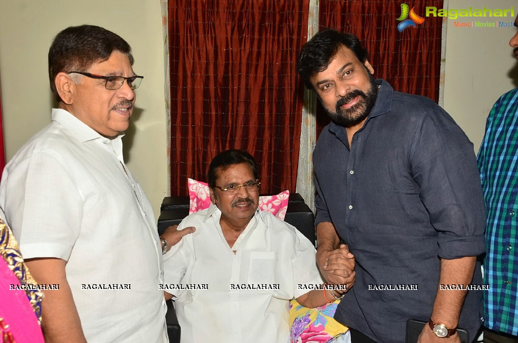 Chiranjeevi, Mohan Babu and Allu Aravind meets Dr. Dasari Narayana Rao