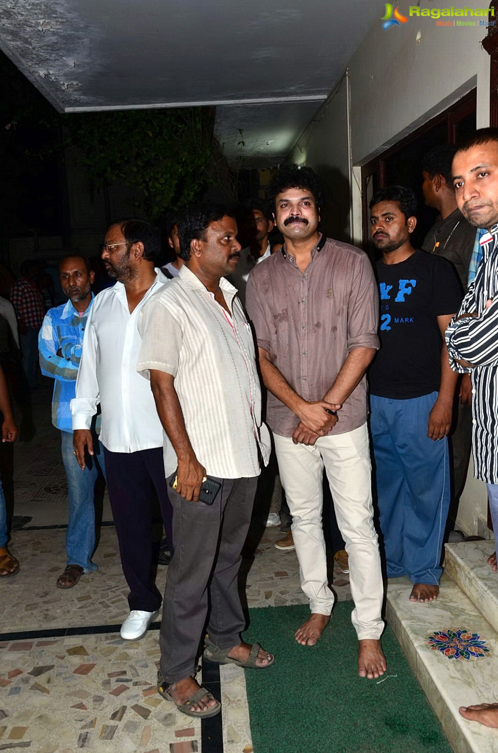 Celebs Pay Homage to Dasari Narayana Rao