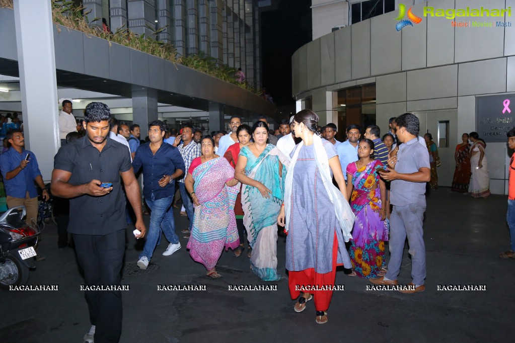 Celebs Pay Homage to Dasari Narayana Rao