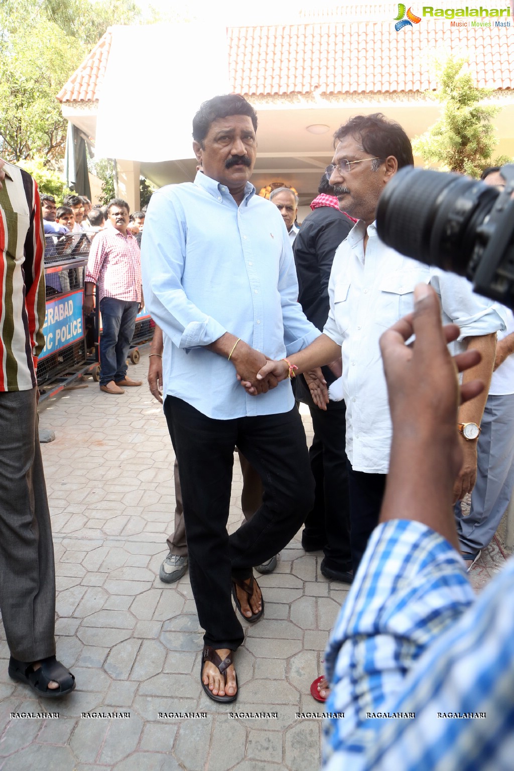 Celebs Pay Homage to Dasari Narayana Rao