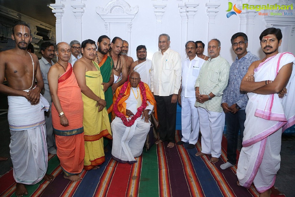 Journalists Association felicitates Dr. K Viswanath