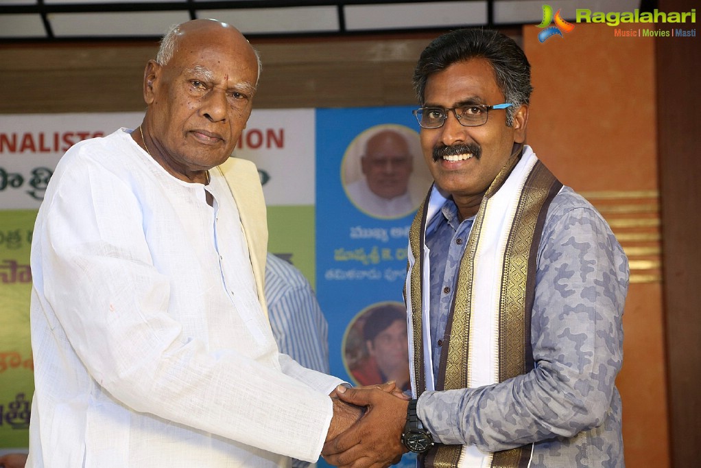 Journalists Association felicitates Dr. K Viswanath