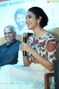 Pelli Choopulu