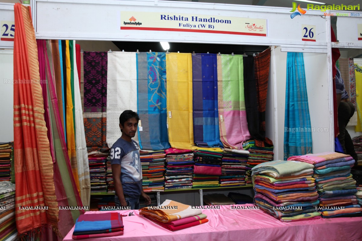 Ashwini and Sudha Jain launches Silk India Expo at Sri Satya Sai Nigamagamam, Hyderabad