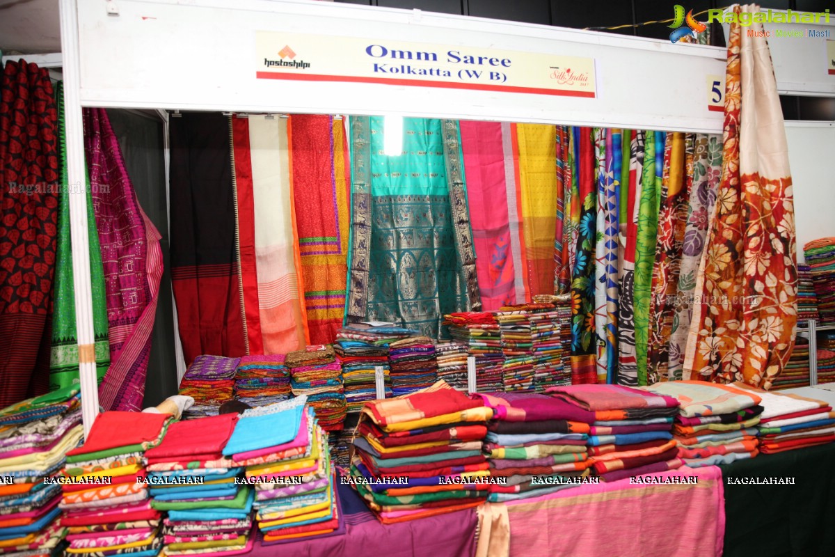 Ashwini and Sudha Jain launches Silk India Expo at Sri Satya Sai Nigamagamam, Hyderabad