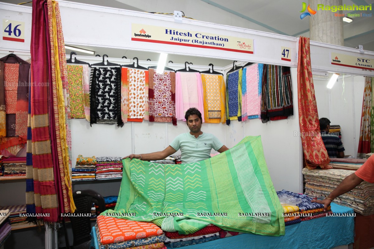 Ashwini and Sudha Jain launches Silk India Expo at Sri Satya Sai Nigamagamam, Hyderabad