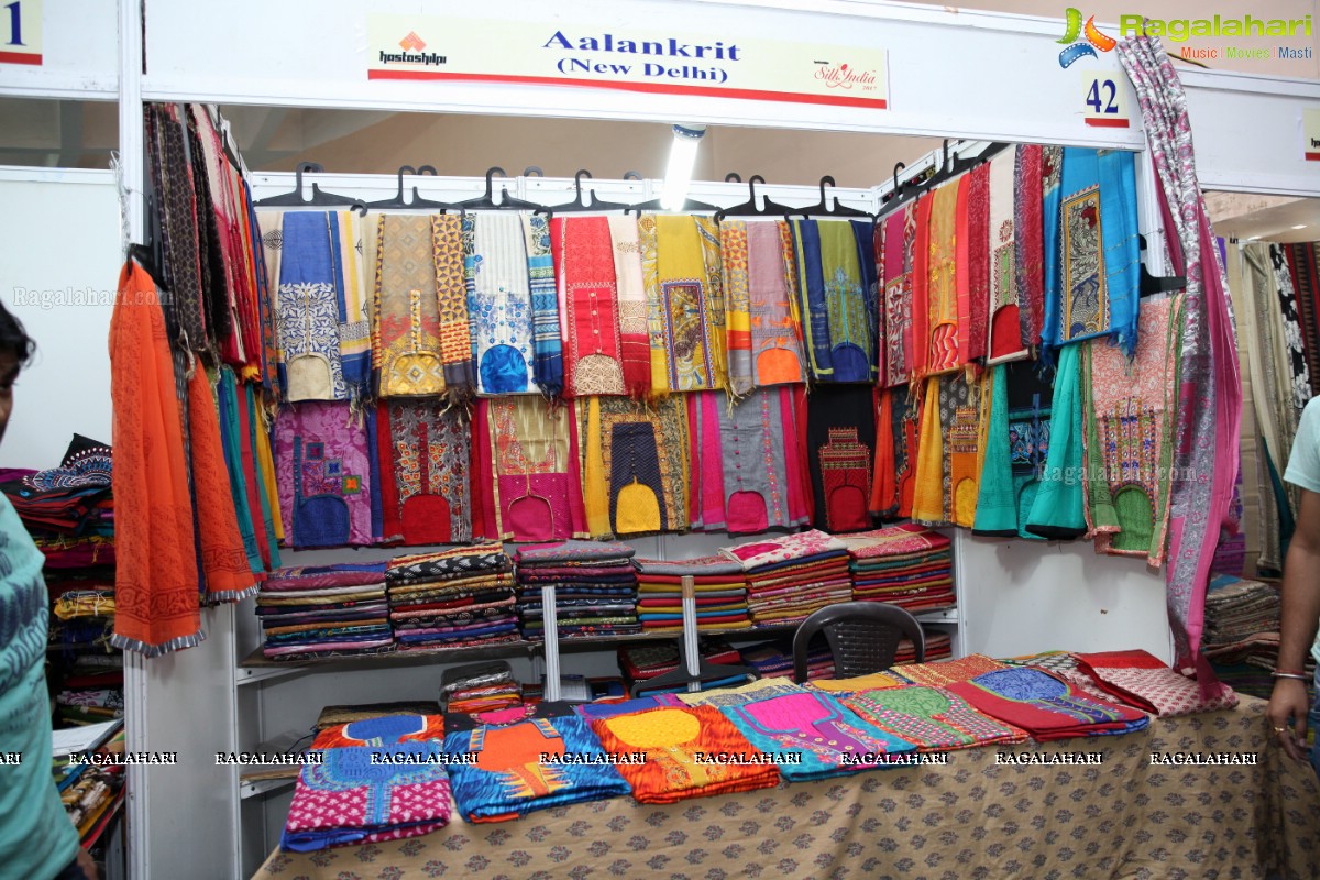 Ashwini and Sudha Jain launches Silk India Expo at Sri Satya Sai Nigamagamam, Hyderabad