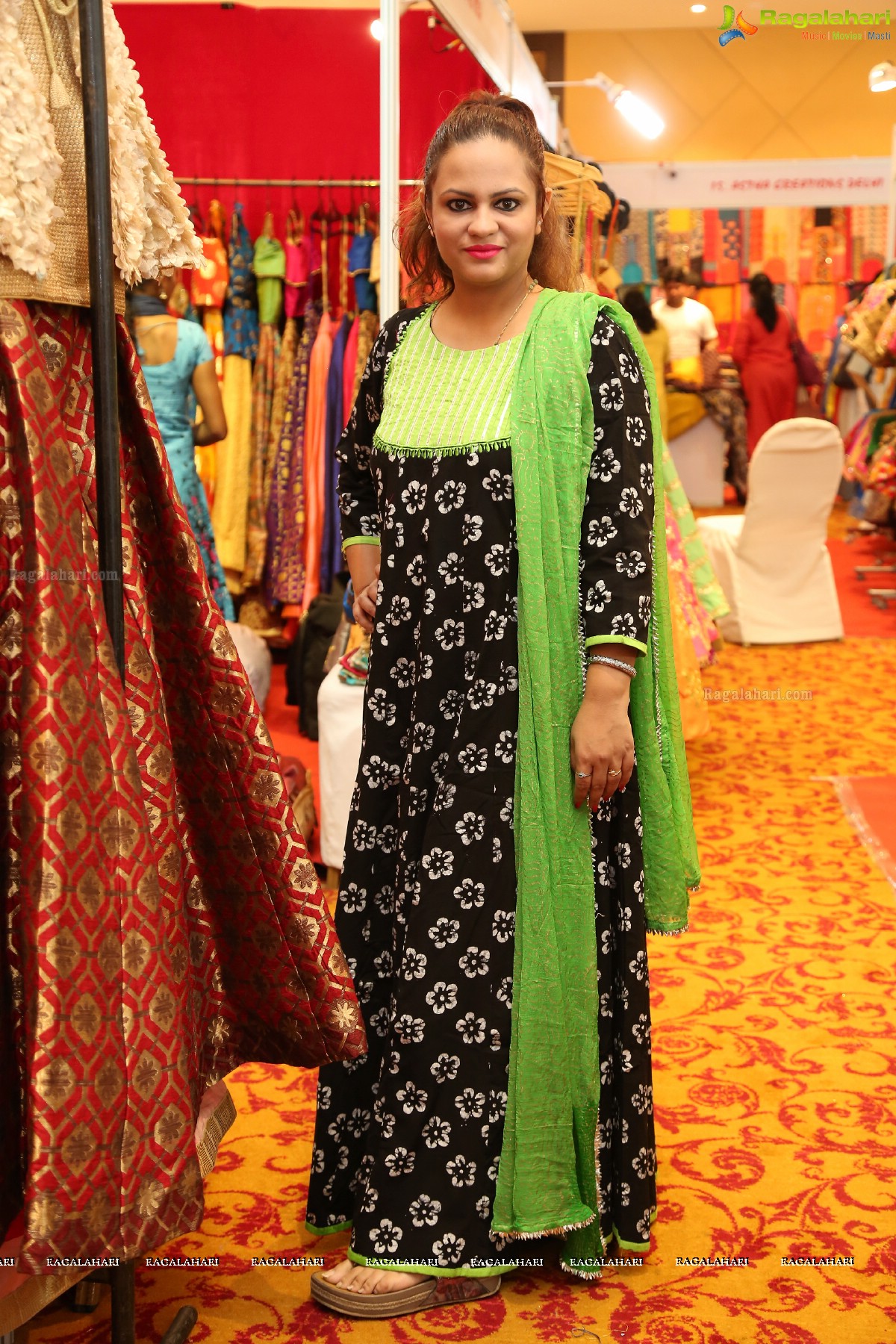 Manisha Pillai inaugurates Glitz and Glam Fashion and Lifestyle Exhibition and Sale by Akritti Elite at Taj Deccan, Hyderabad