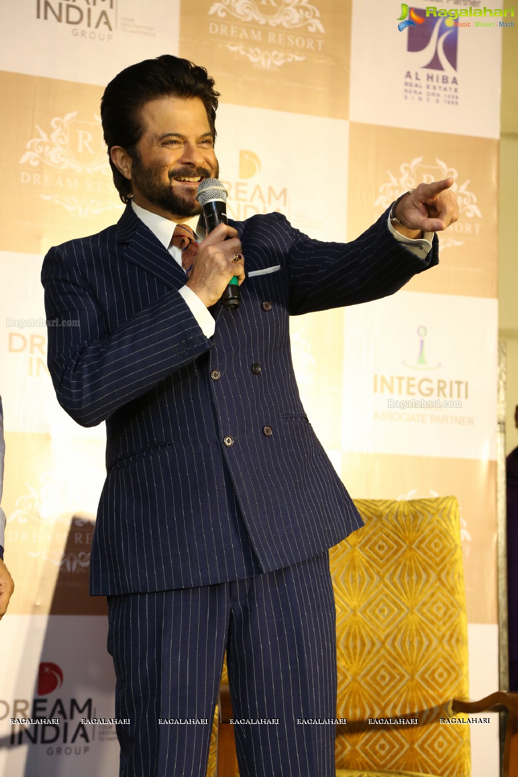 Anil Kapoor launched Dream India Group’s, 300 acre, luxurious Greek Style Villas real estate project in Hyderabad