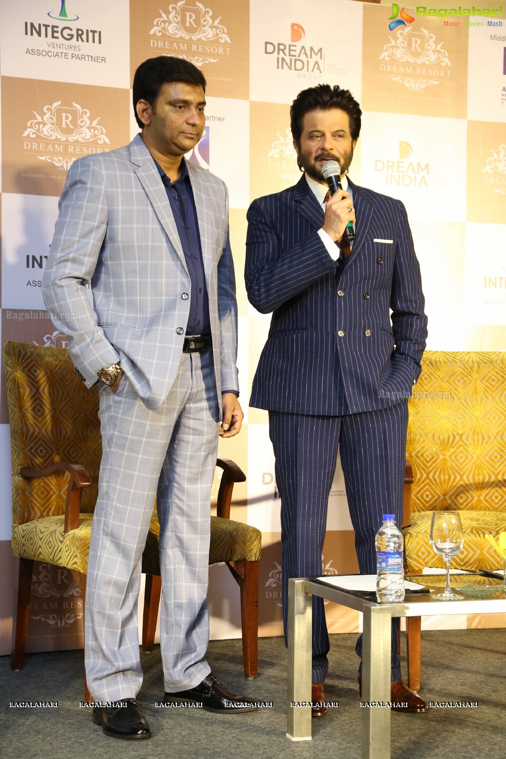 Anil Kapoor launched Dream India Group’s, 300 acre, luxurious Greek Style Villas real estate project in Hyderabad