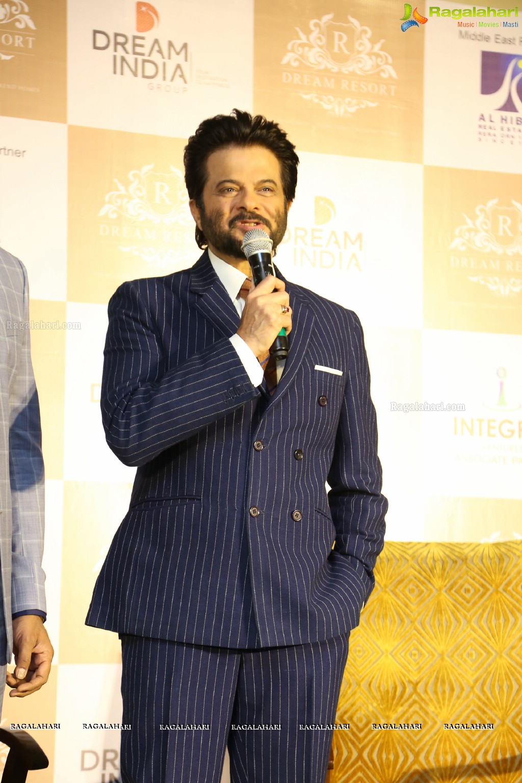Anil Kapoor launched Dream India Group’s, 300 acre, luxurious Greek Style Villas real estate project in Hyderabad