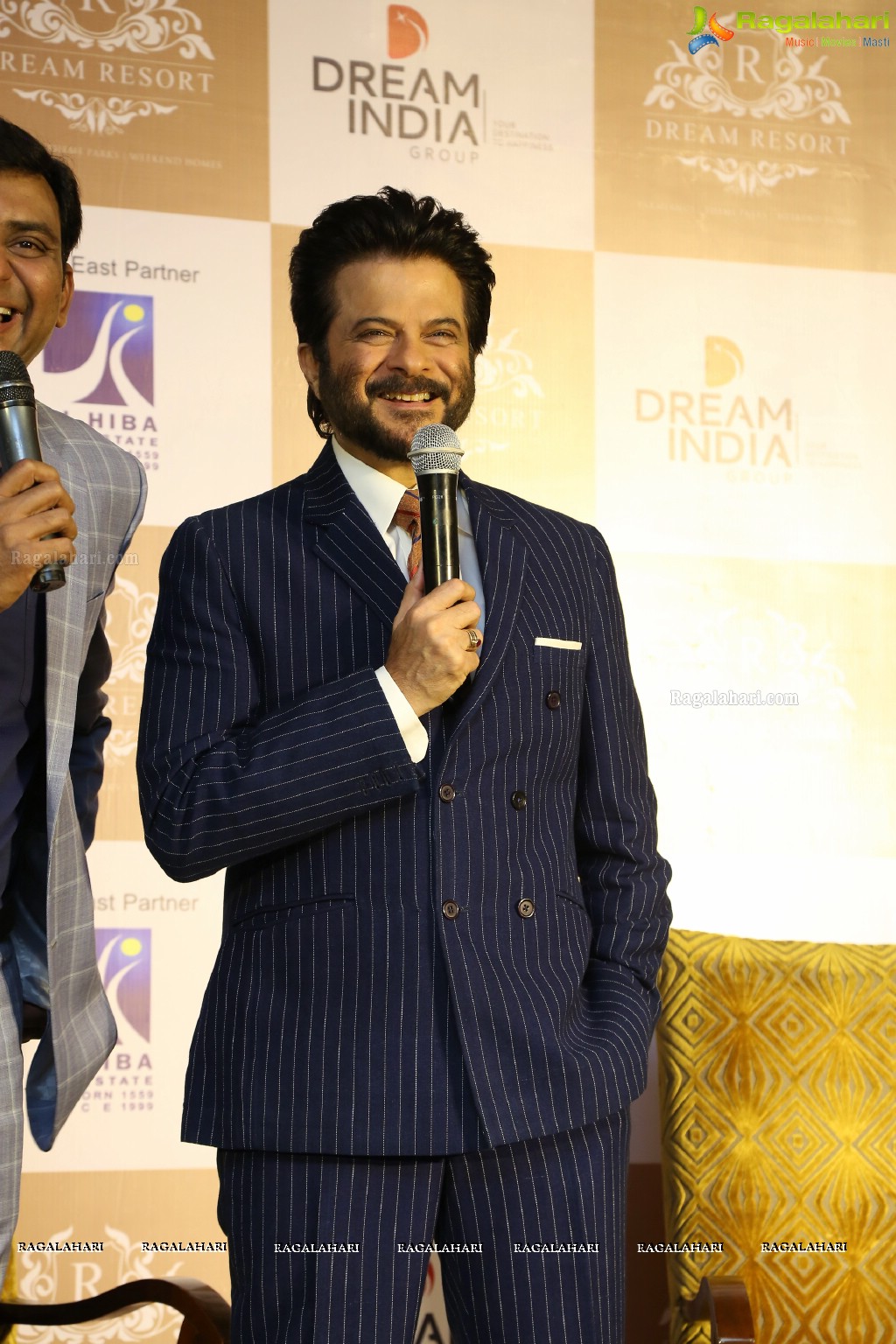 Anil Kapoor launched Dream India Group’s, 300 acre, luxurious Greek Style Villas real estate project in Hyderabad