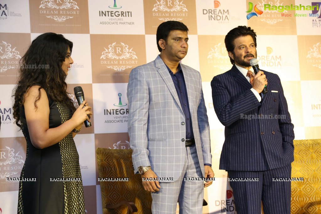 Anil Kapoor launched Dream India Group’s, 300 acre, luxurious Greek Style Villas real estate project in Hyderabad