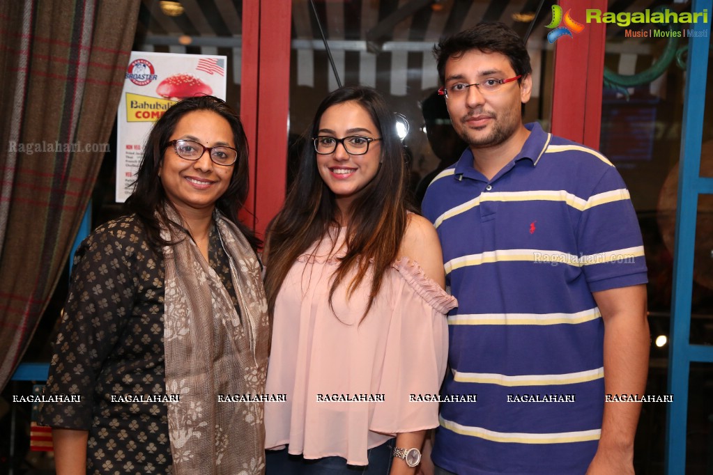 Genuine Broaster Chicken with Chef Tanay at Broaster, Road #10, Jubilee Hills, Hyderabad