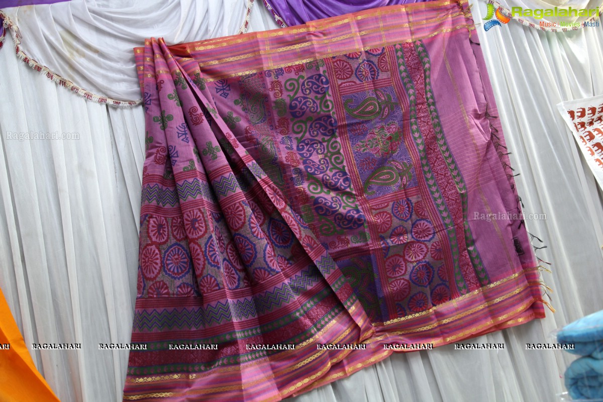 Co-Optex Cool Comfort Expo by Tamil Nadu Handloom Weavers Society at TTD Kalyana Mandapam, Hyderabad