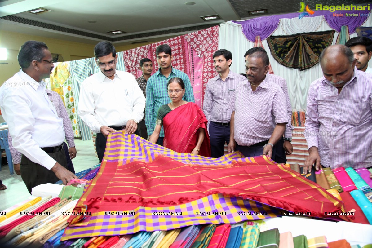 Co-Optex Cool Comfort Expo by Tamil Nadu Handloom Weavers Society at TTD Kalyana Mandapam, Hyderabad