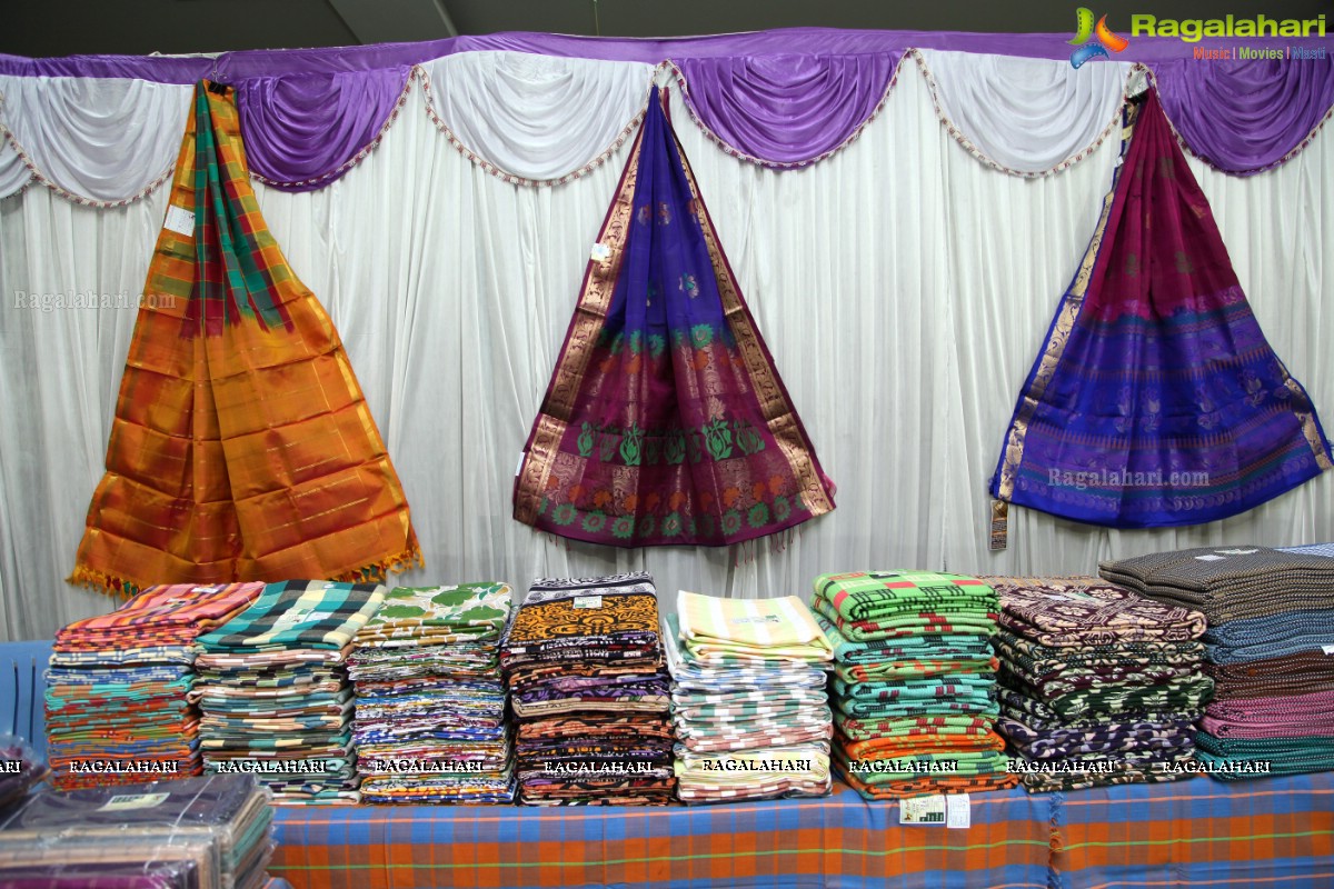 Co-Optex Cool Comfort Expo by Tamil Nadu Handloom Weavers Society at TTD Kalyana Mandapam, Hyderabad