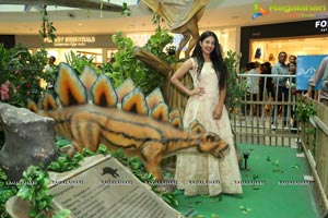 Daksha Nagarkar Dino Park