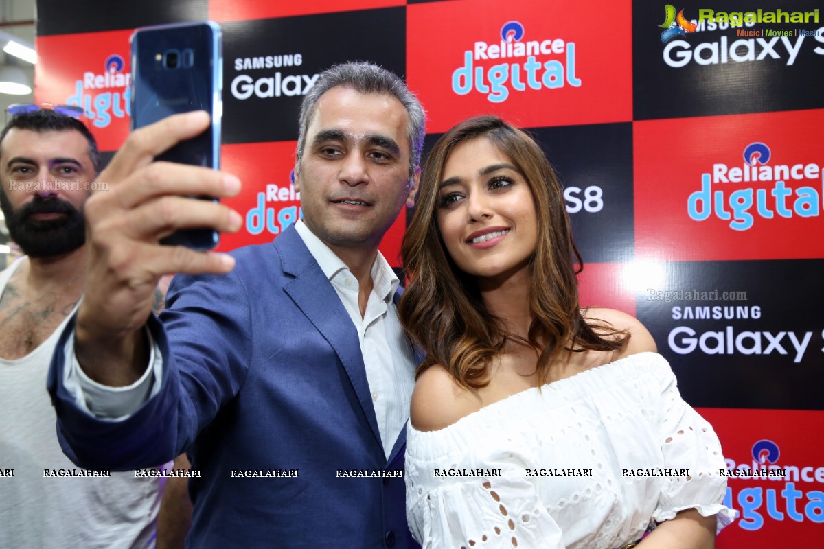 Ileana launches Samsung S8 at Reliance Digital, Inorbit Mall, Hyderabad
