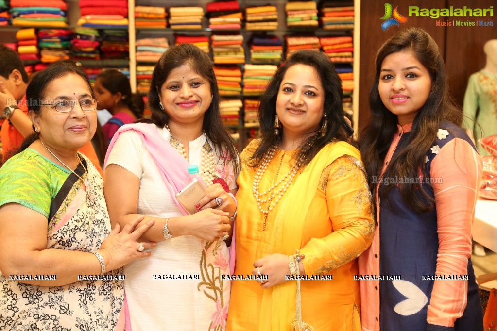 Kala Kunj Launches Renovated Showroom, Himayatnagar, Hyderabad