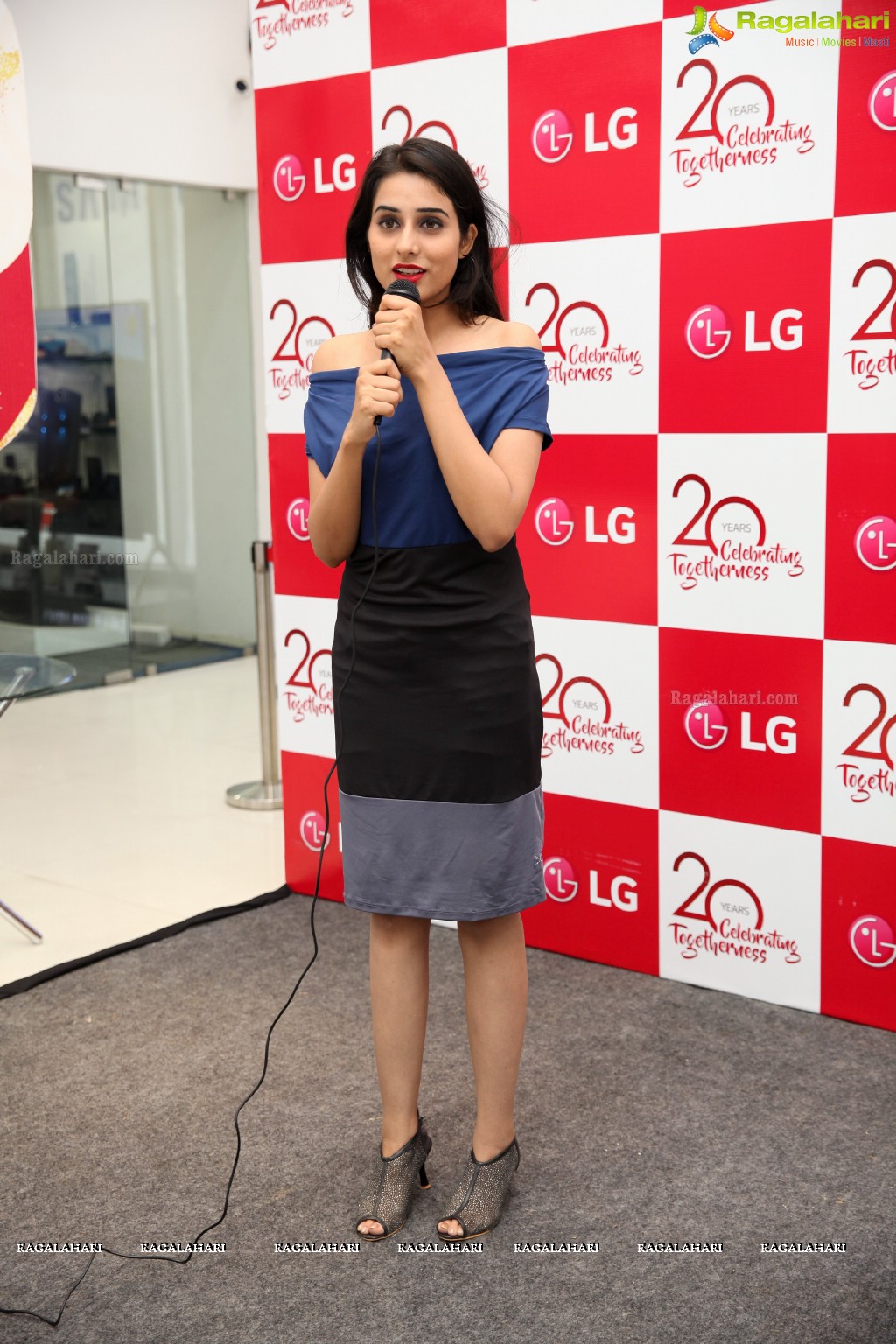 LG Electronics 20th Anniversary Celebrations at Forum Sujana Mall