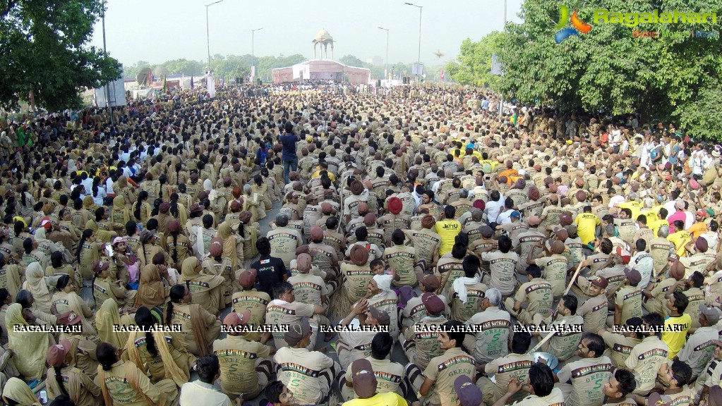 Delhi, The Heart of India, Cleaned Up Again