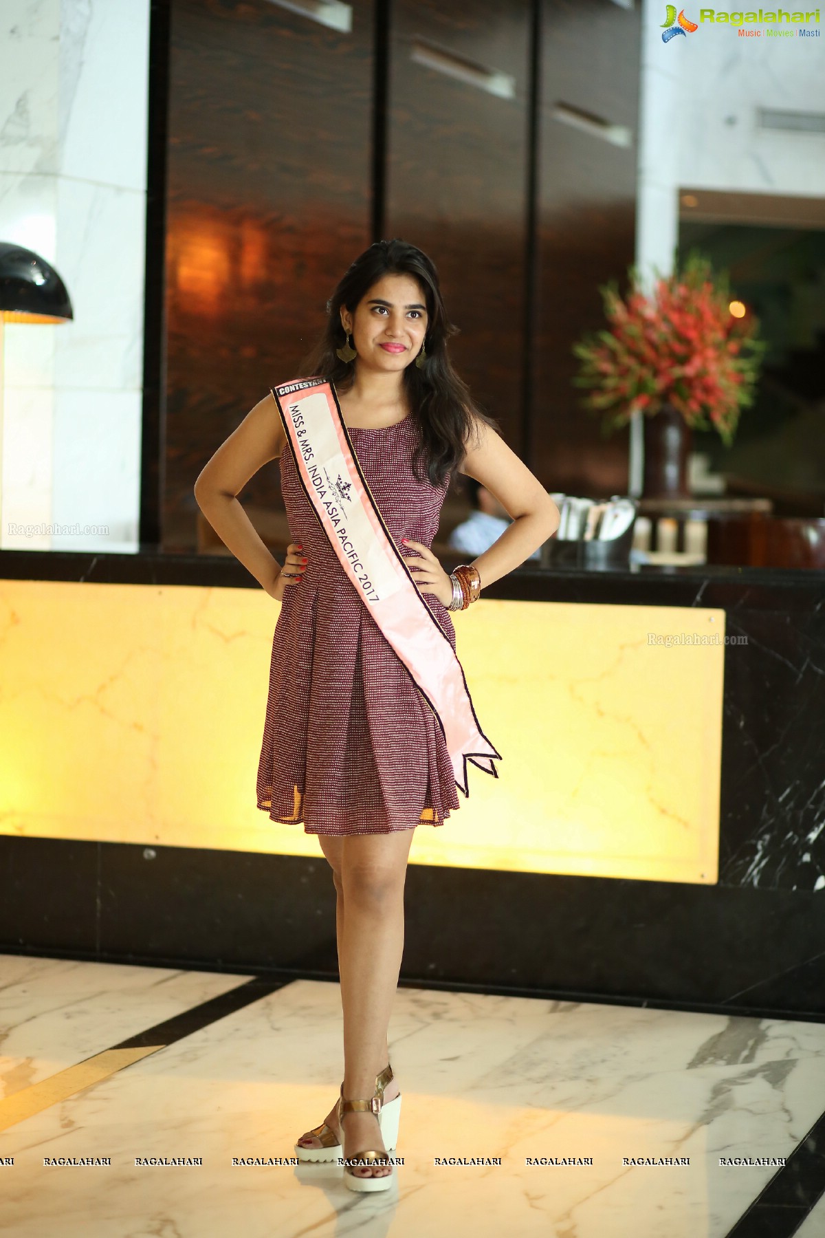 Miss and Mrs. India Asia Pacific 2017 Auditions at Tease by Vivanta, Hyderabad