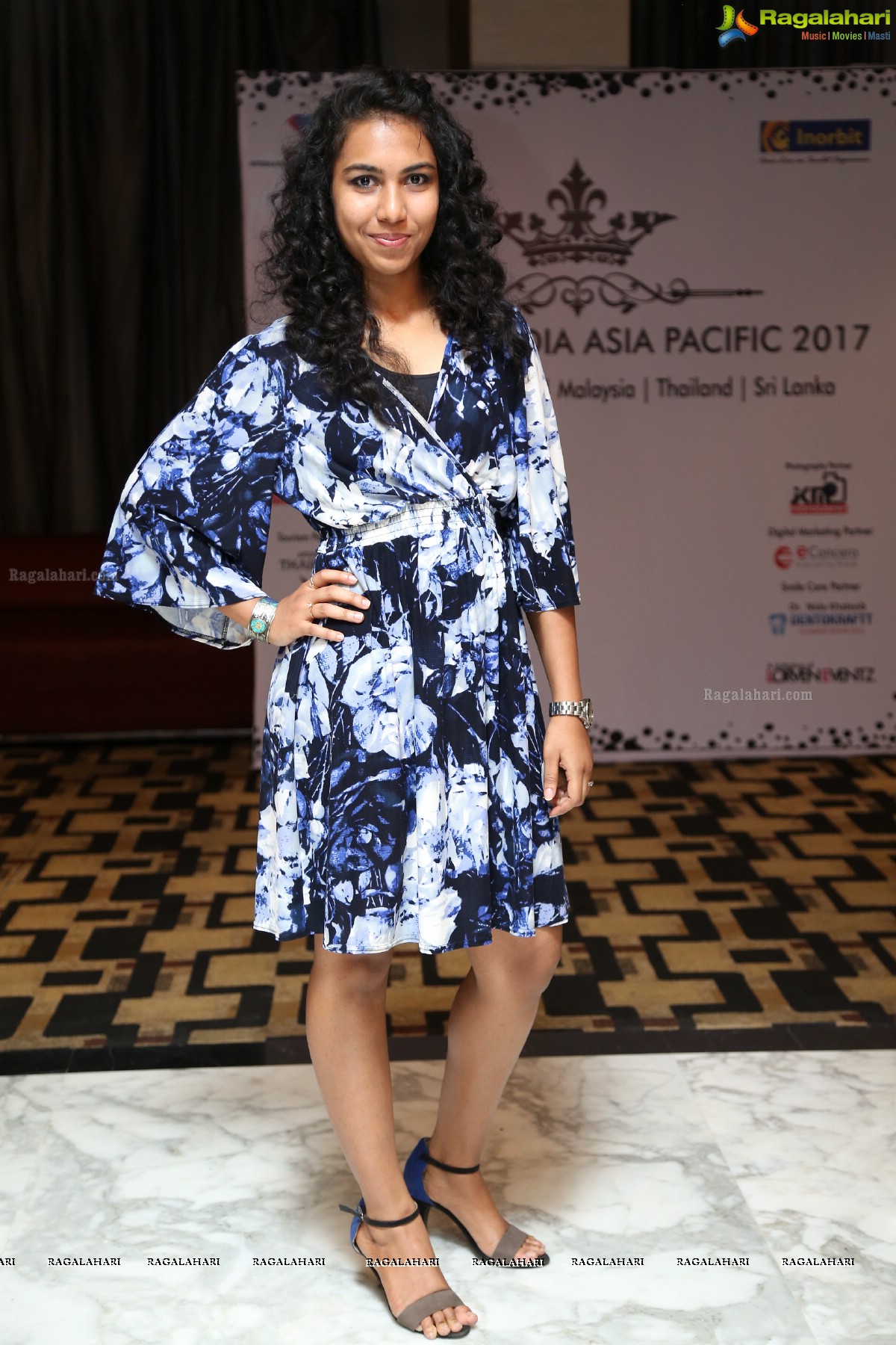 Miss and Mrs. India Asia Pacific 2017 Auditions at Tease by Vivanta, Hyderabad