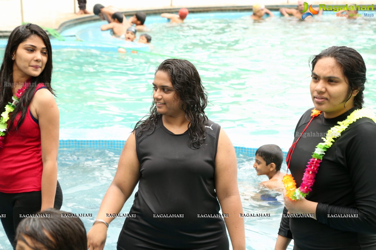 Aqua Dance by Nicy Joseph and Venu Mandala at Country Club, Hyderabad