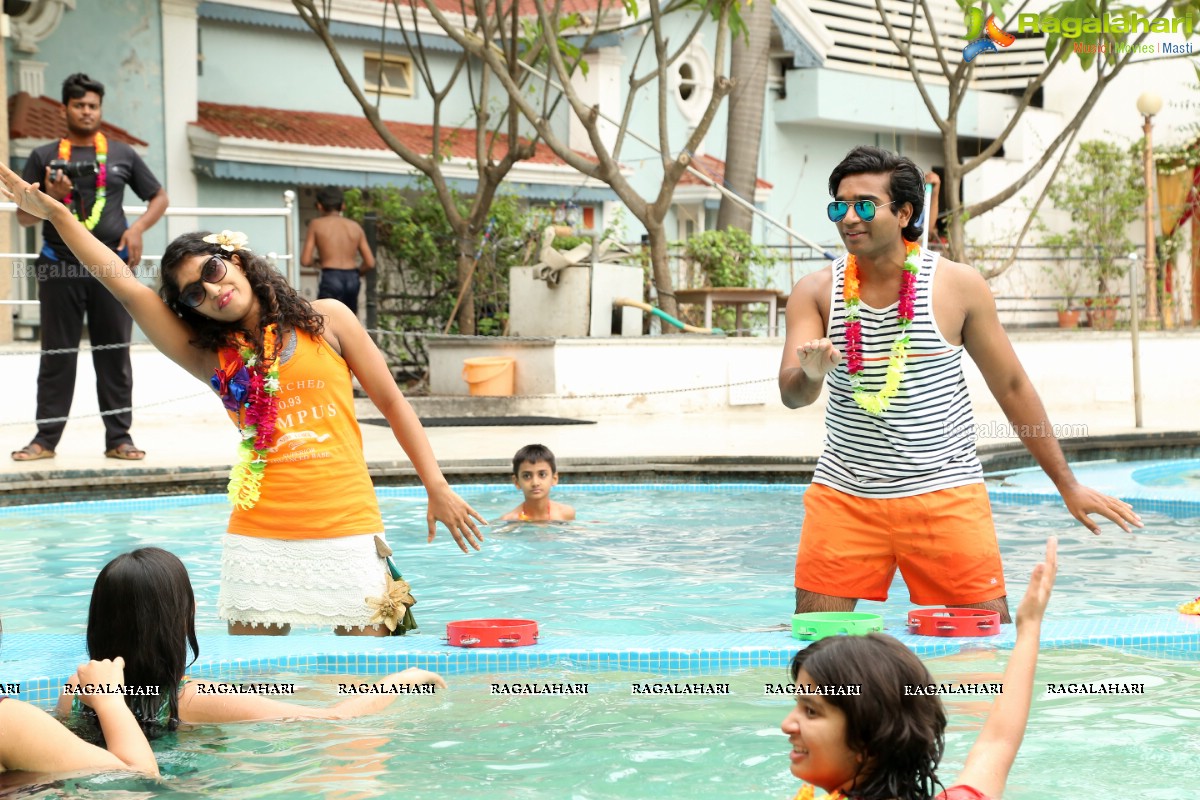 Aqua Dance by Nicy Joseph and Venu Mandala at Country Club, Hyderabad