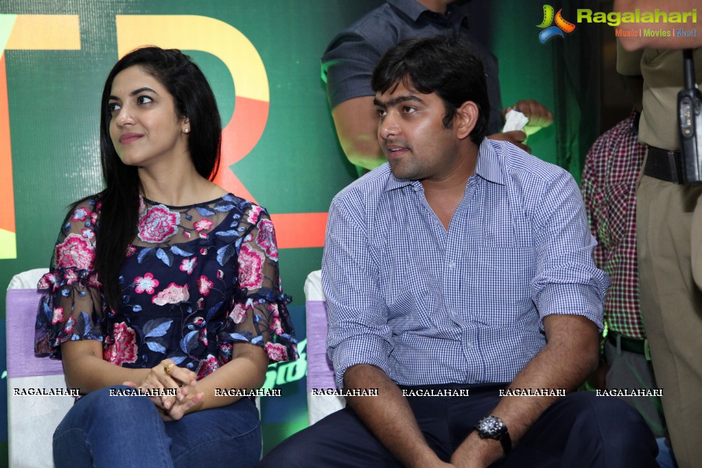 Fun Event with Nikhil and Ritu Varma at Mantra Mall, Hyderabad