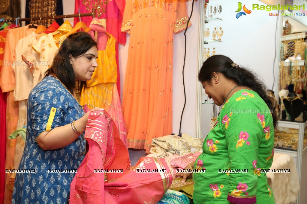 Rina Hindocha and Jaya Baheti launches Trendz Expo at Taj Krishna