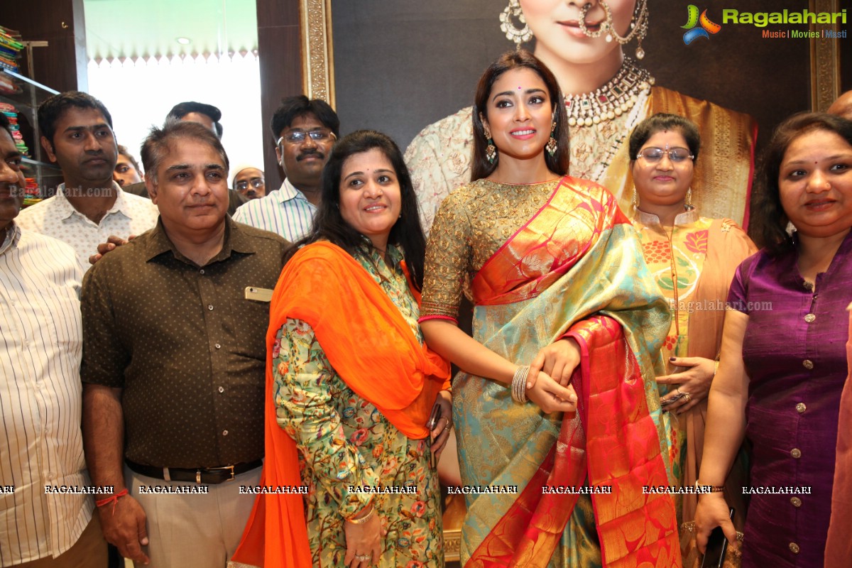 Shriya Saran launches VRK Silks at Shaikpet, Hyderabad