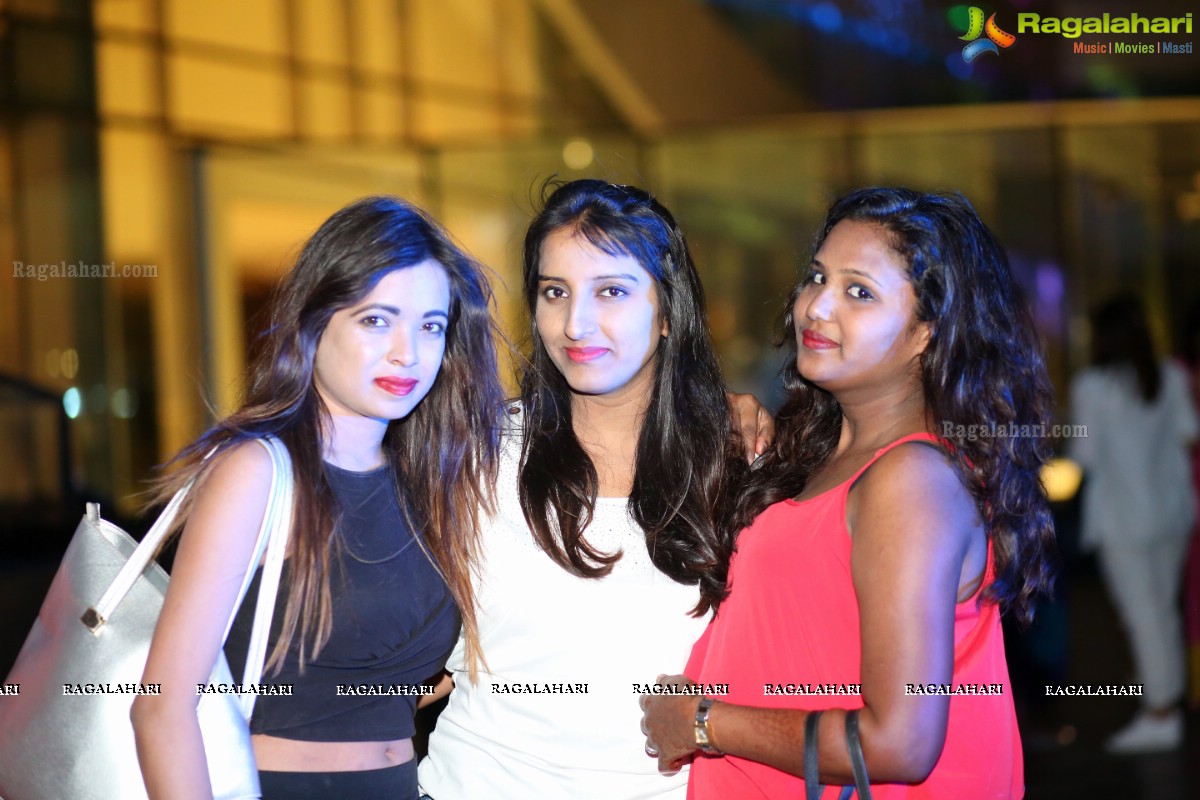 Sundowner Pool Party with DJ Piyush Bajaj at Aqua, The Park, Hyderabad - Hosted by Hameed Siddique