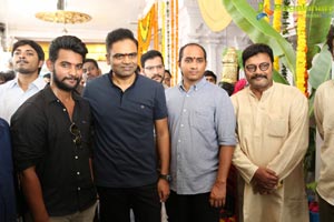 Aadi - Sri Hanuman Movie Makers