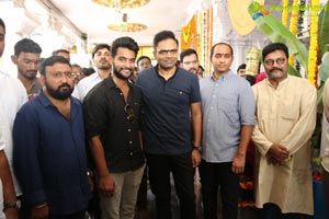 Aadi - Sri Hanuman Movie Makers