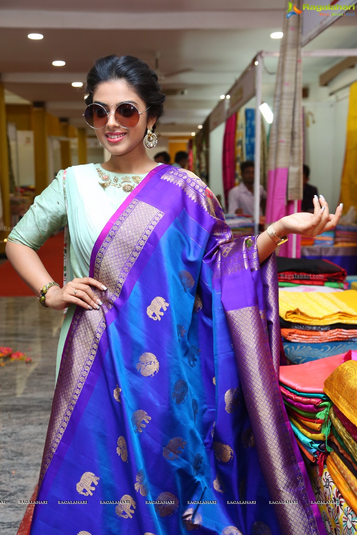 Siddhi Idnani launches Silk India Expo 2018 at Sri Raja Rajeshwari Gardens, Secunderabad