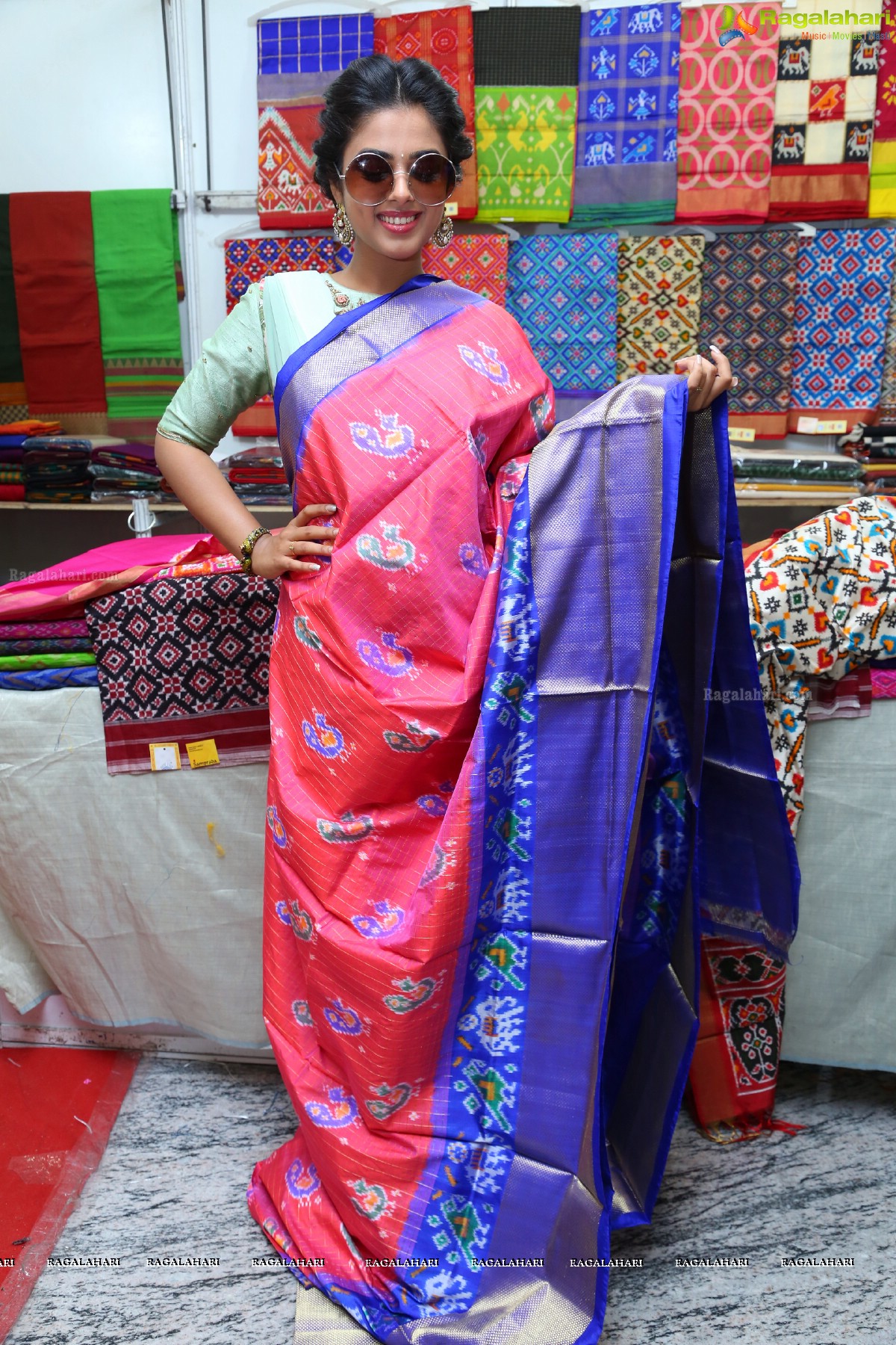 Siddhi Idnani launches Silk India Expo 2018 at Sri Raja Rajeshwari Gardens, Secunderabad