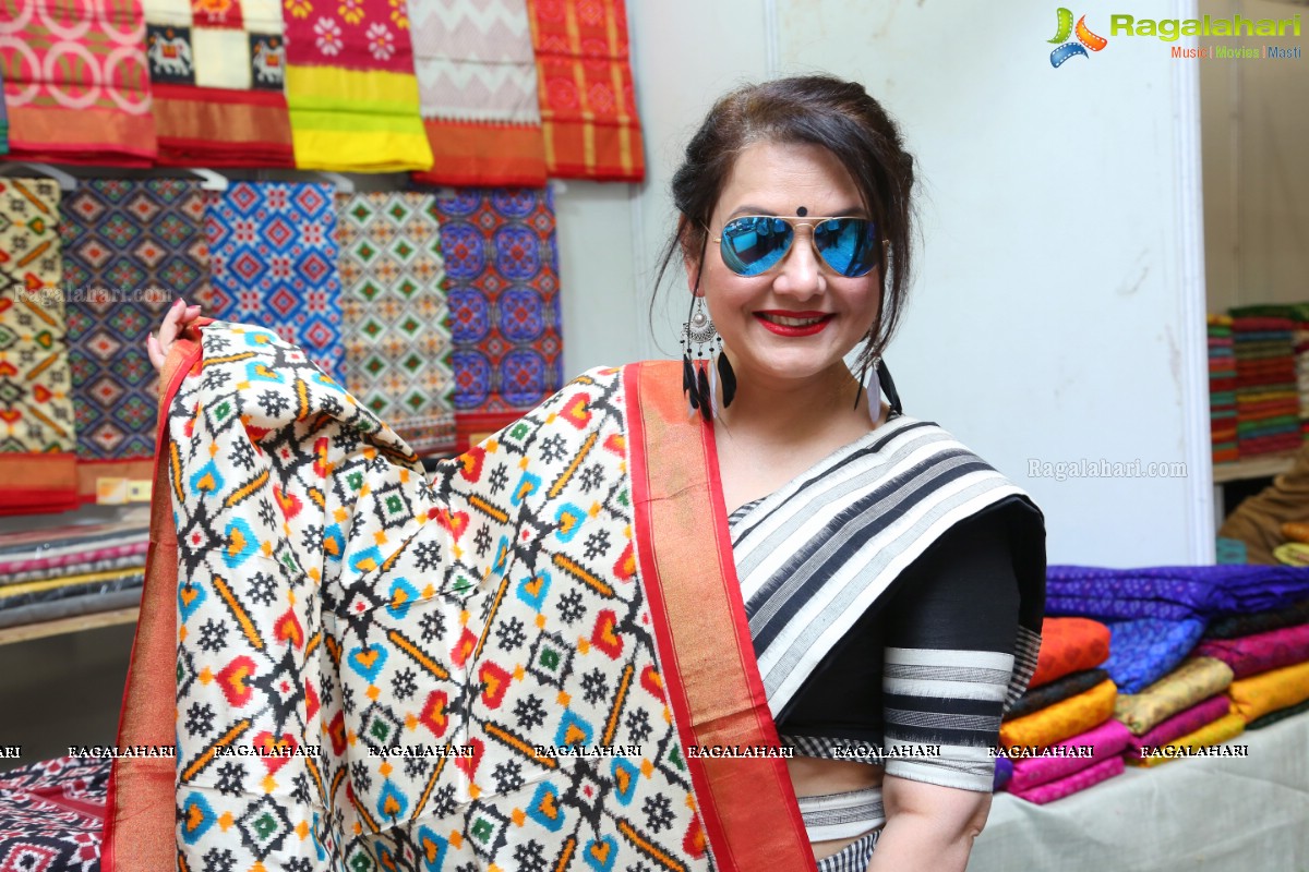 Siddhi Idnani launches Silk India Expo 2018 at Sri Raja Rajeshwari Gardens, Secunderabad