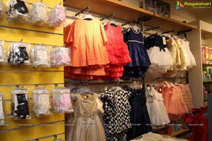 AOMI Baby Stores