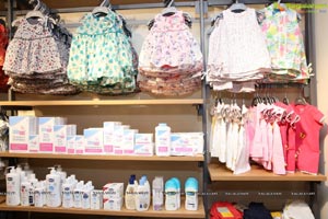 AOMI Baby Stores