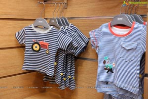 AOMI Baby Stores