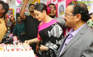 B New Mobile Store Tamannaah