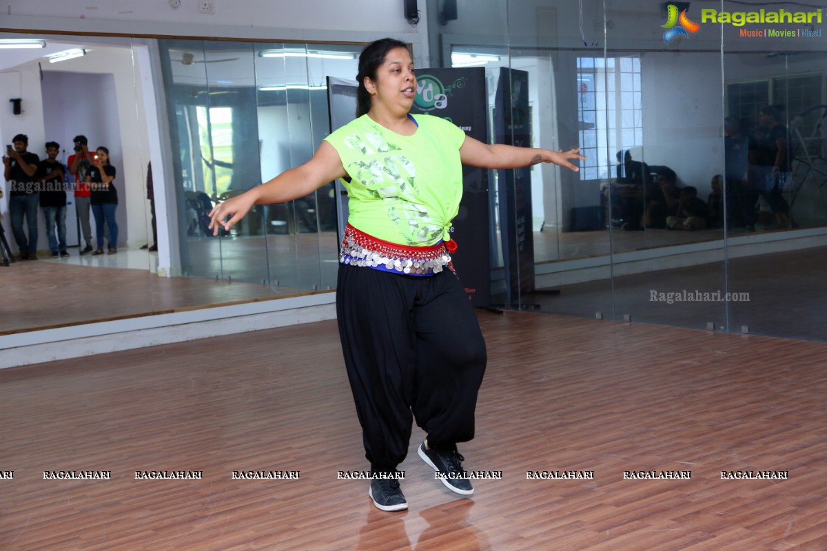 Belly Dance Bhangra - Fusion Dance Workshop by Mishri Lajpal at Western Dance Acadamy