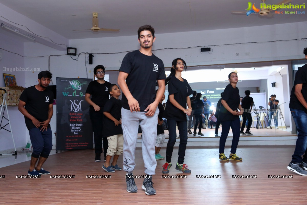 Belly Dance Bhangra - Fusion Dance Workshop by Mishri Lajpal at Western Dance Acadamy