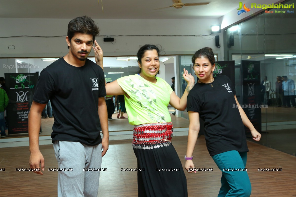 Belly Dance Bhangra - Fusion Dance Workshop by Mishri Lajpal at Western Dance Acadamy