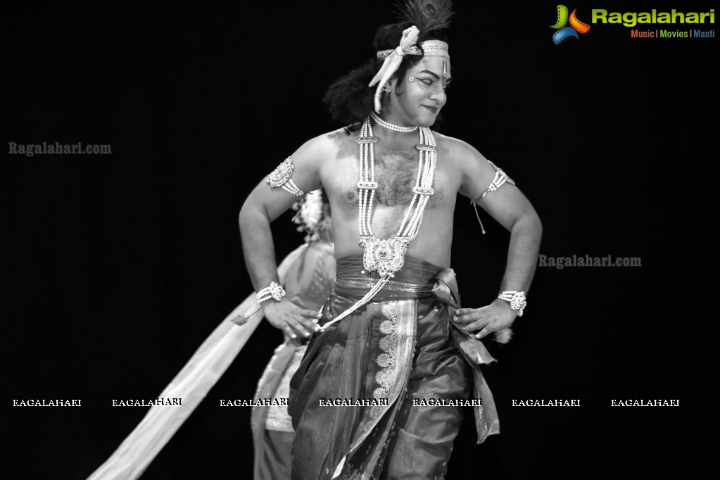 Chetana Uttej's Performance (Asthavidha Nayika and Anantha) at Ravindra Bharathi