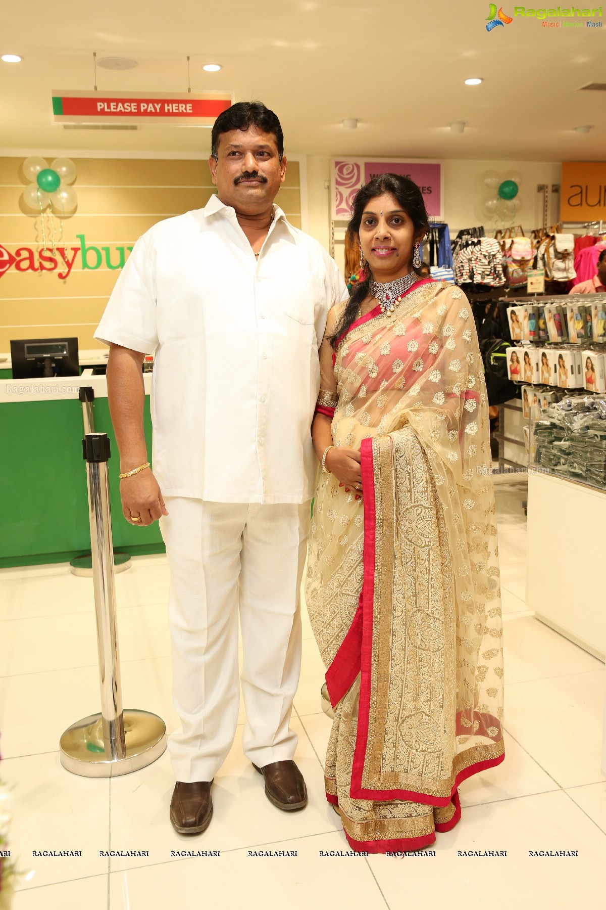 Shalini Pandey launches Easy Buy Store at Chandanagar, Hyderabad