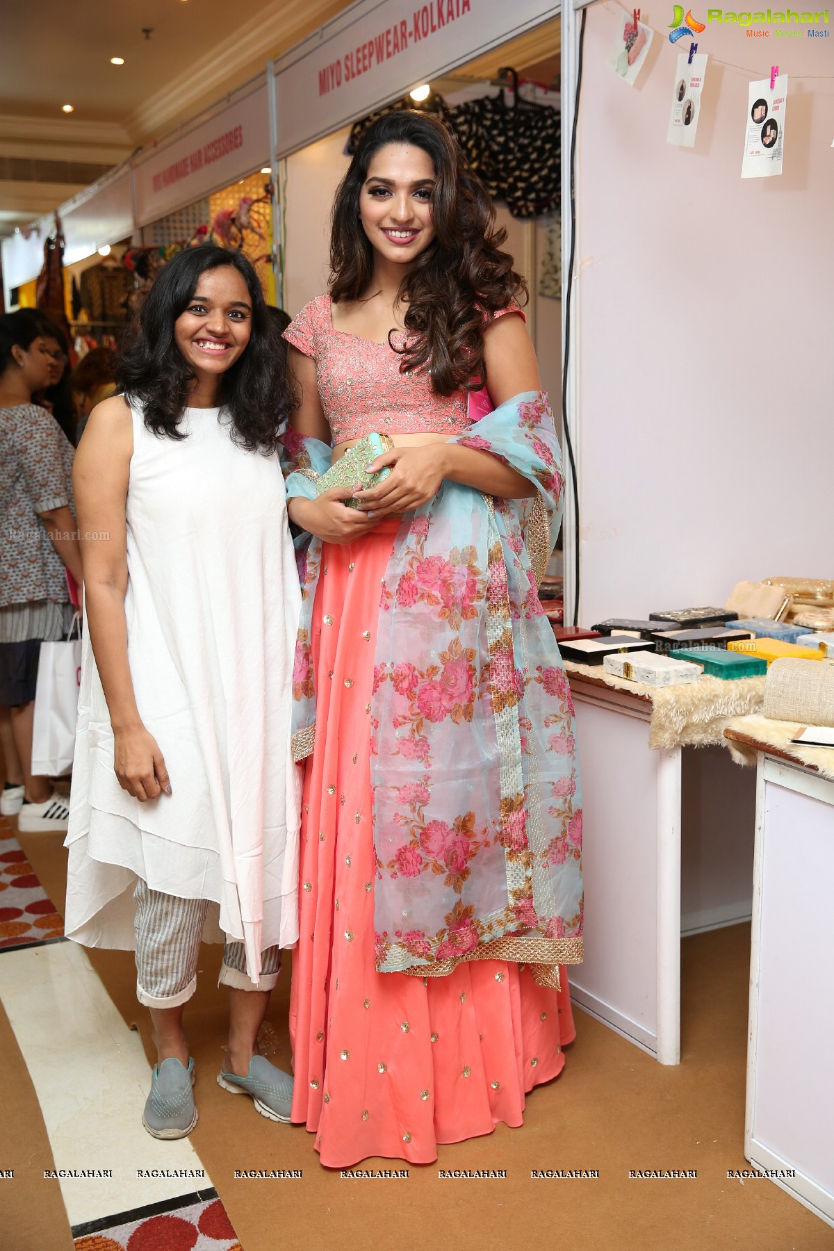 Grand Launch of Jhalak Lifestyle Fashion Exhibition at Taj Krishna